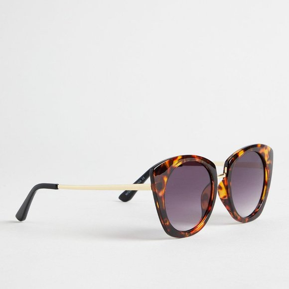 Torrid Cat eye Smoke Lens Sunglasses - Picture 7 of 7